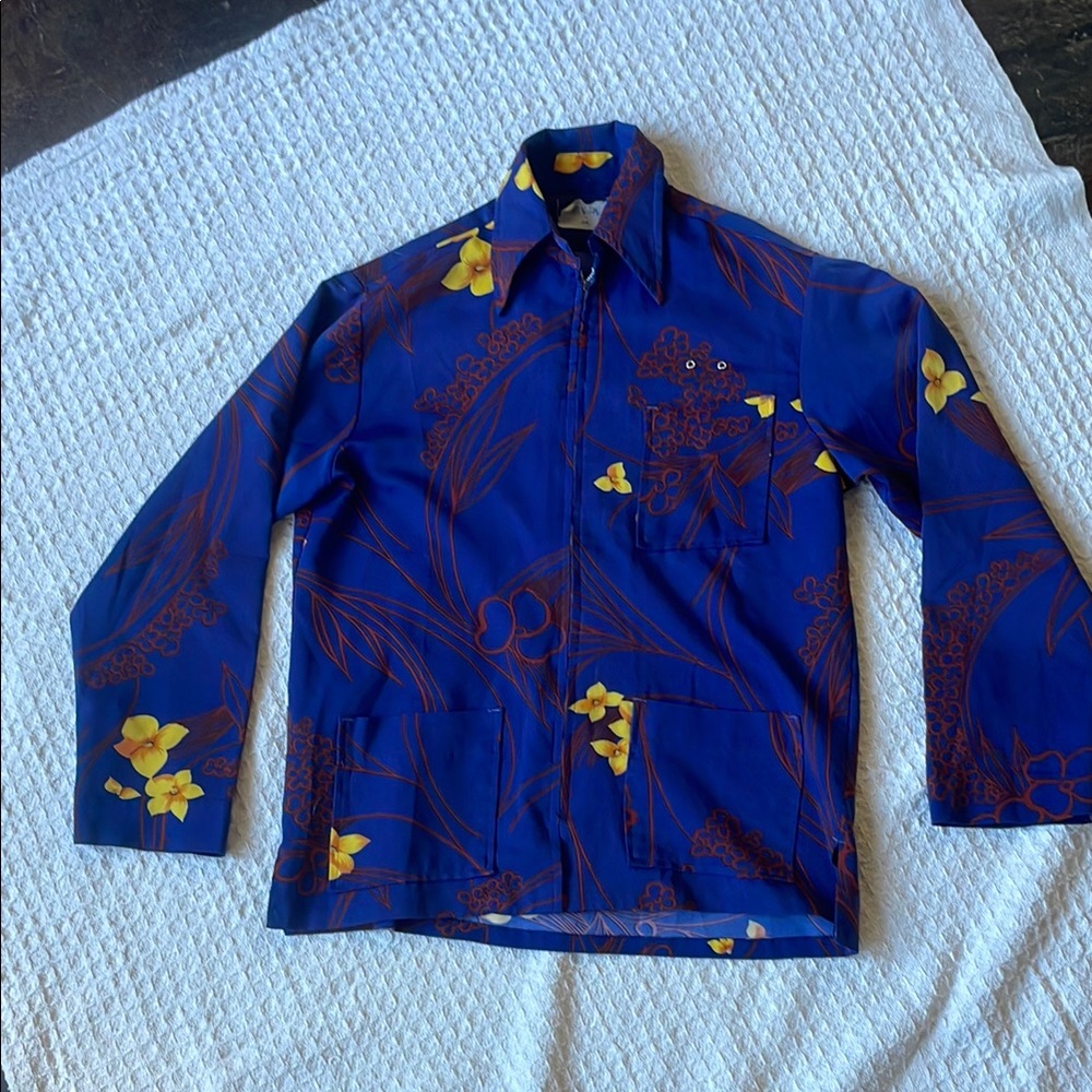 Vintage Men’s 70s blue floral aloha zip up royal palm long sleeve Hawaiian